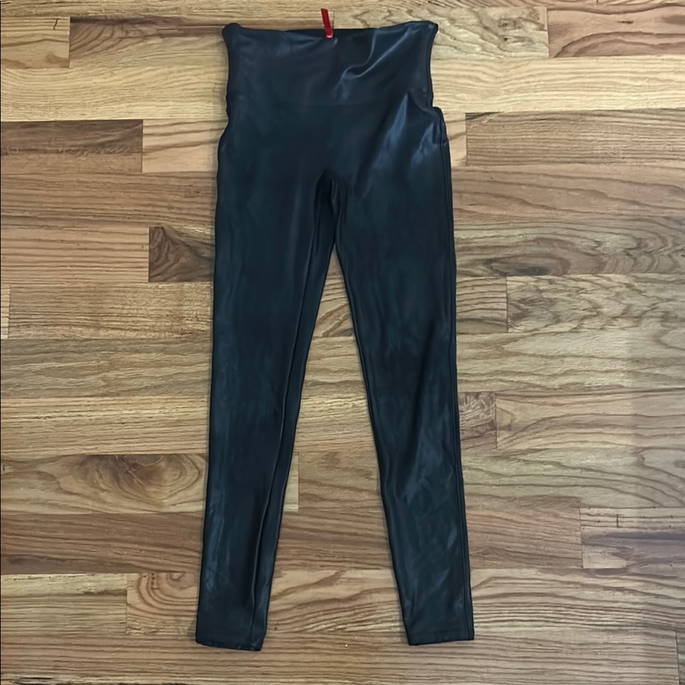 SPANX Black Mid-Rise Leggings